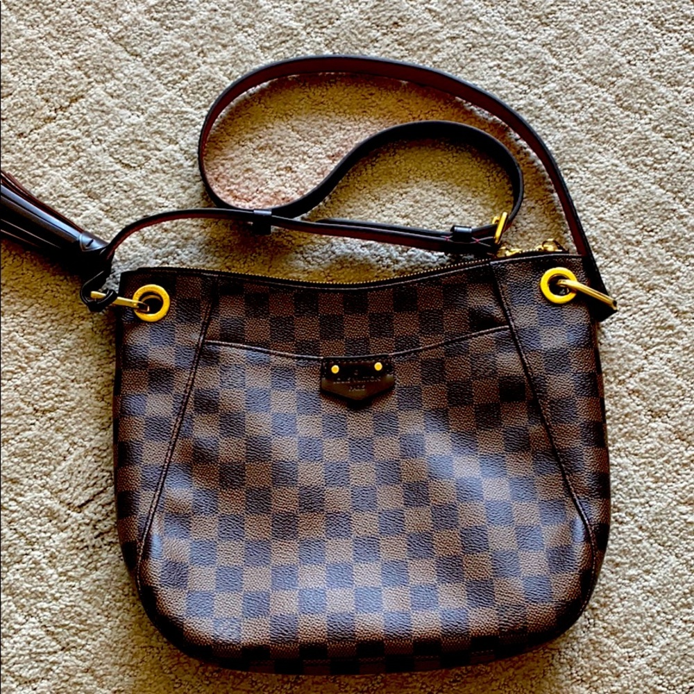 Louis Vuitton South Bank Besace Crossbody